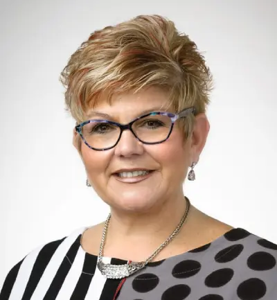 Ellyn C Strauss